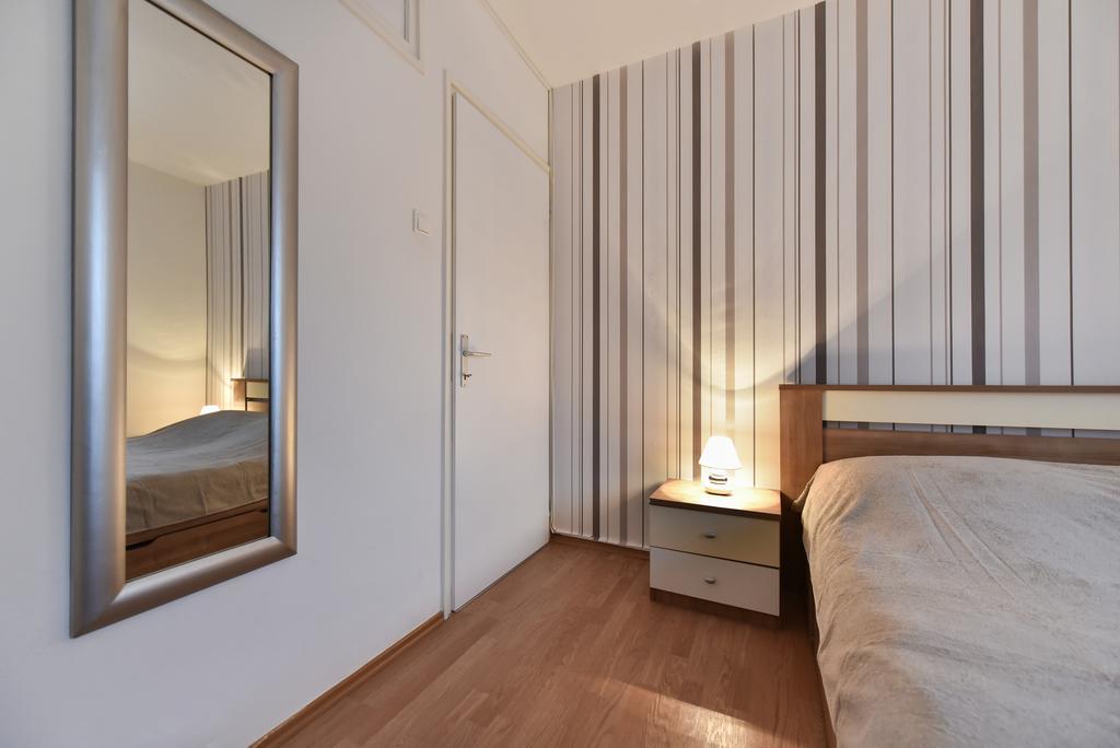 Purple Summer City Apartment Zadar